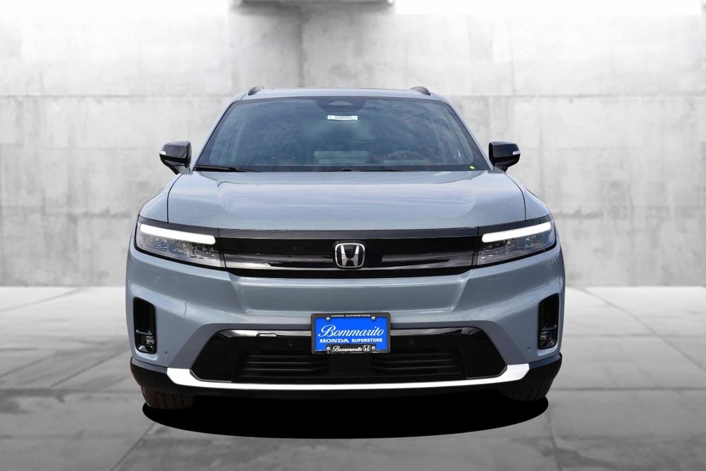 Honda Prologue Vehicle Full-screen Gallery Image 4