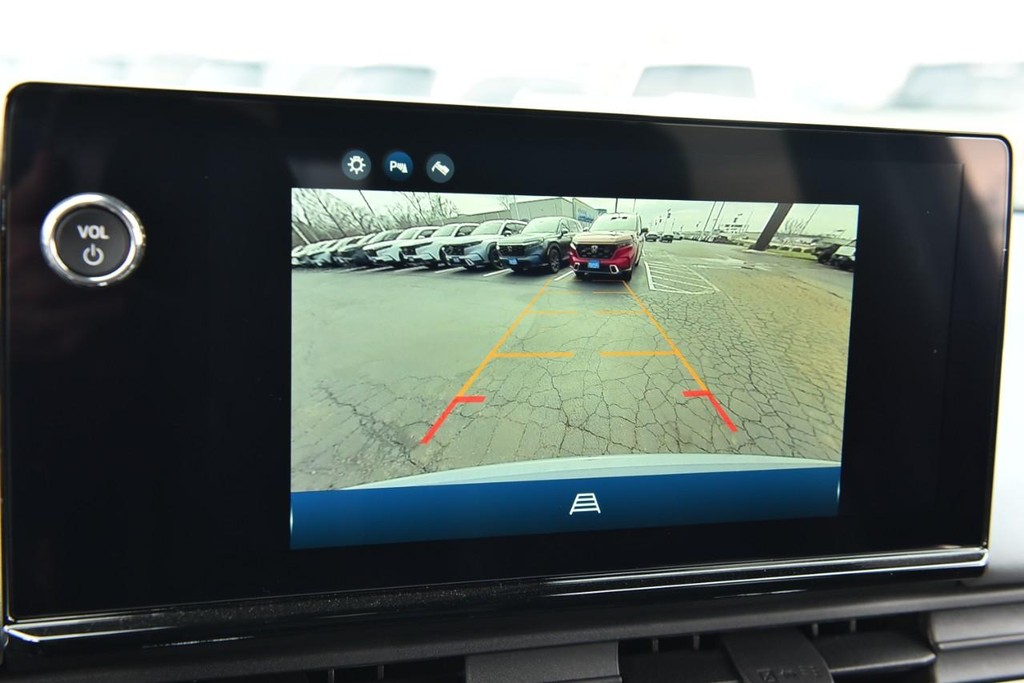 Honda Prologue Vehicle Full-screen Gallery Image 13