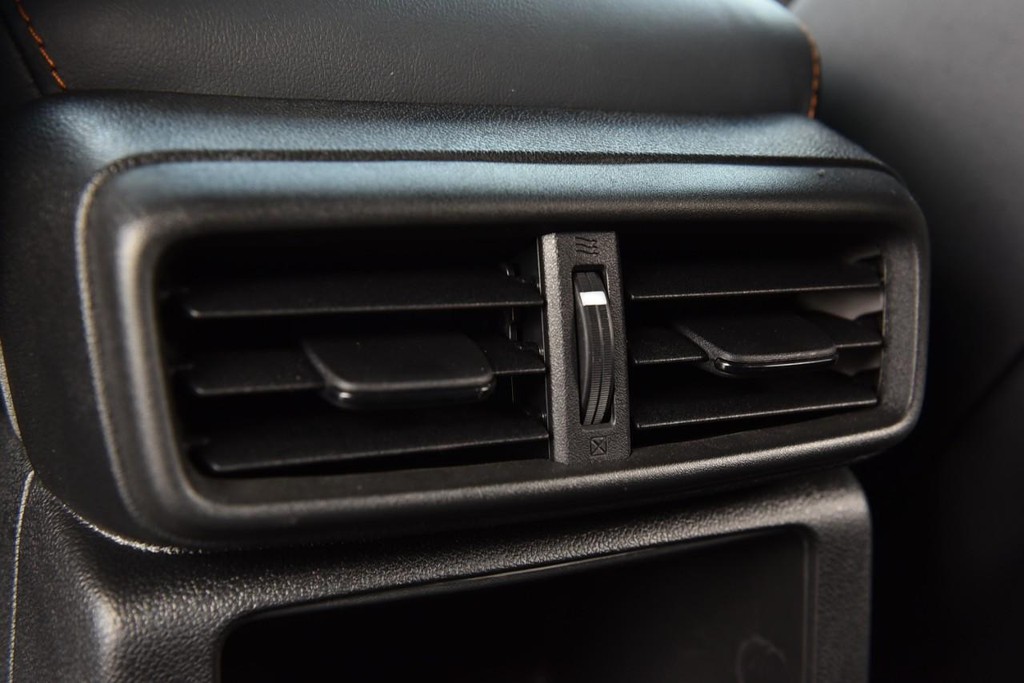 Honda Prologue Vehicle Full-screen Gallery Image 23