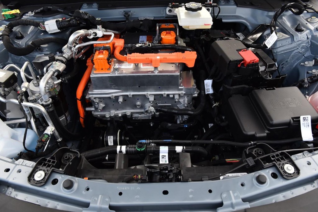 Honda Prologue Vehicle Full-screen Gallery Image 27