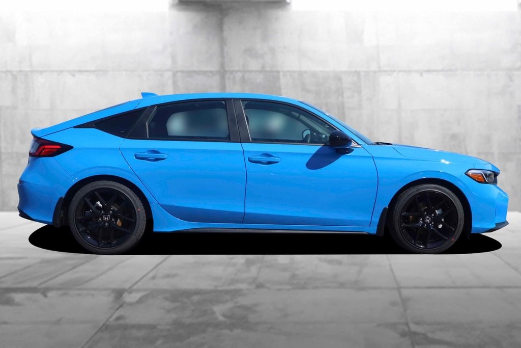 Honda Civic Hatchback Vehicle Image 05