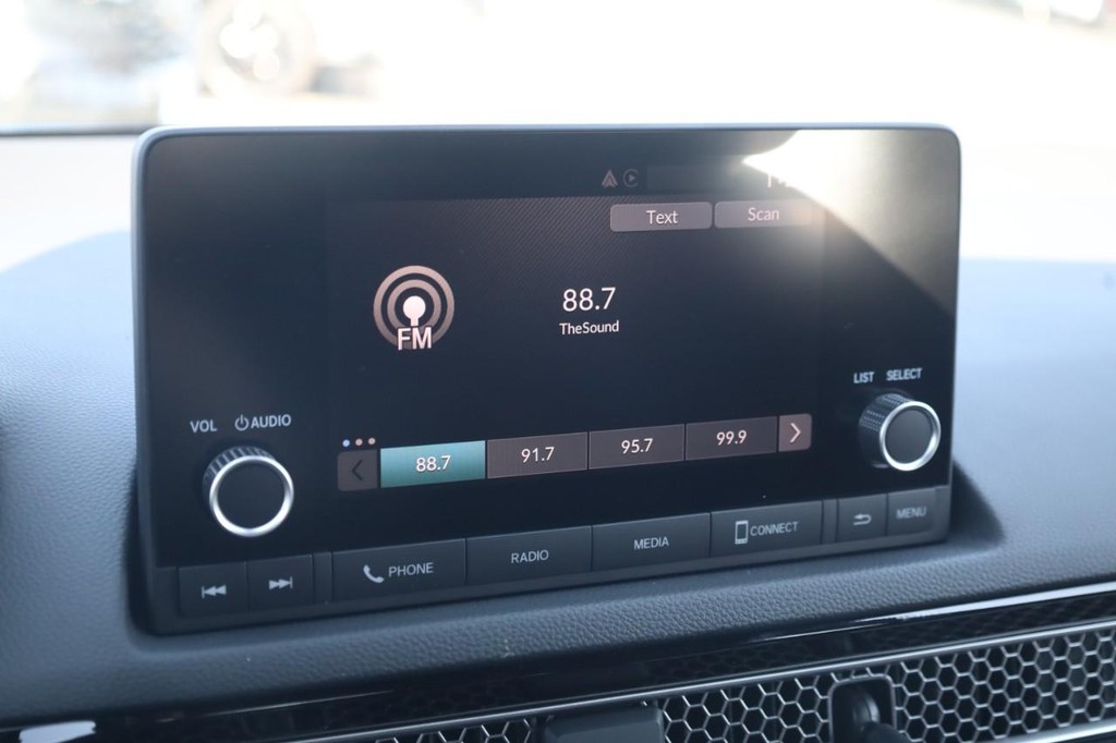 Honda Civic Hatchback Vehicle Image 13