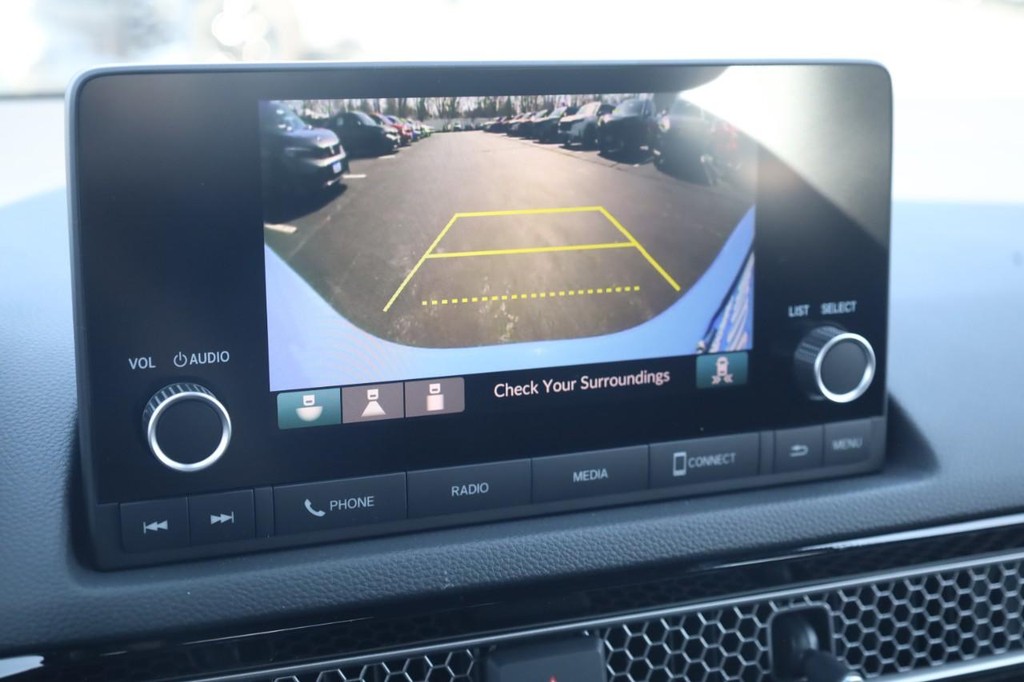 Honda Civic Hatchback Vehicle Image 14