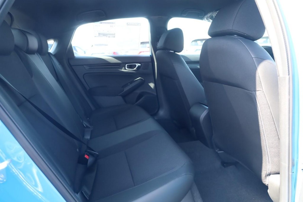 Honda Civic Hatchback Vehicle Image 20