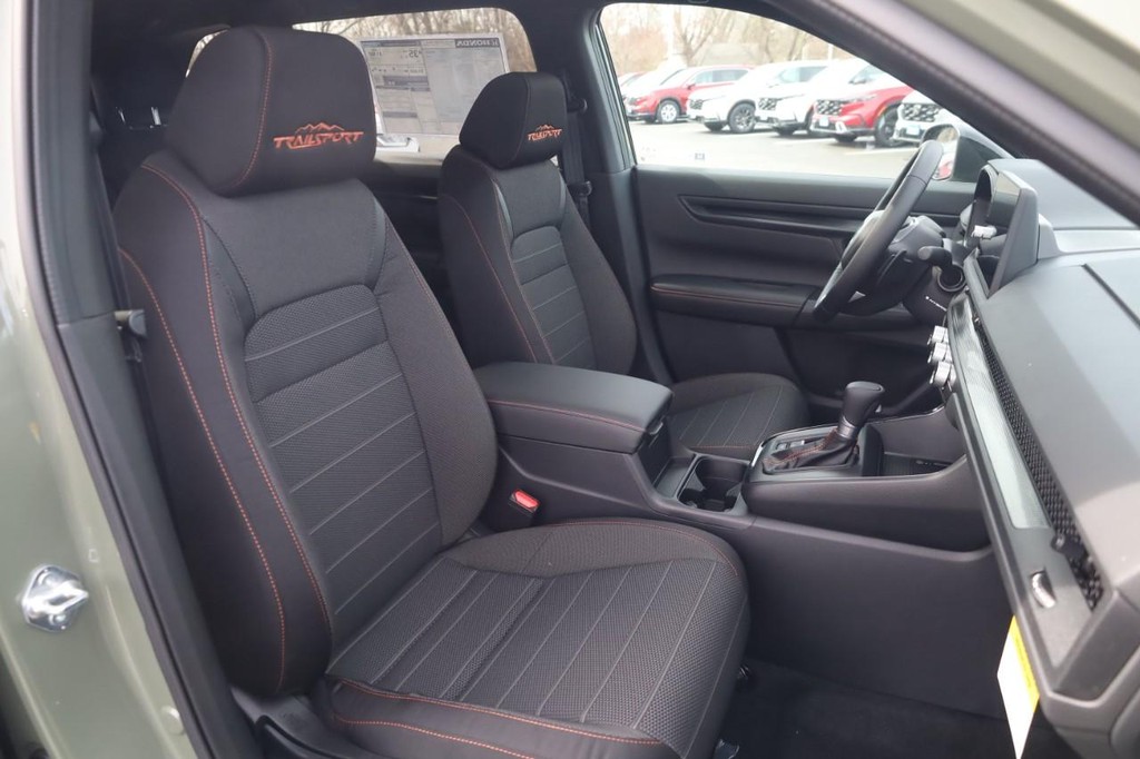 Honda CR-V Hybrid Vehicle Image 20