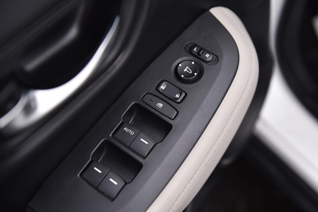 Honda HR-V Vehicle Image 08