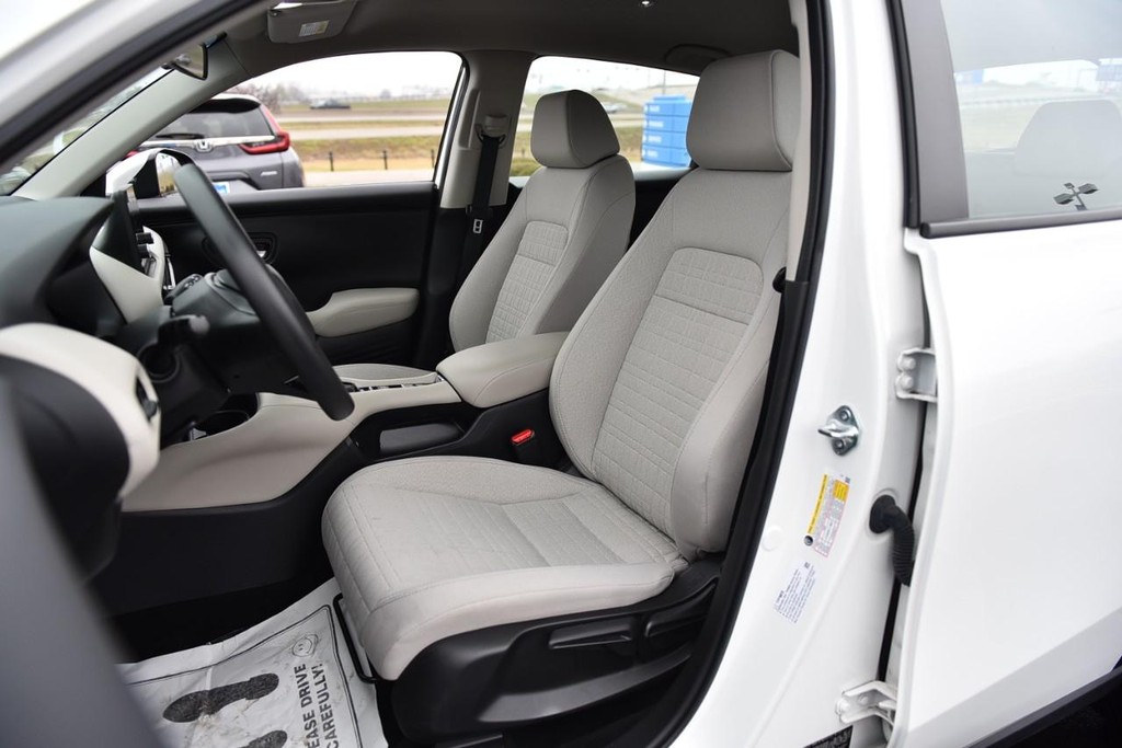 Honda HR-V Vehicle Image 19