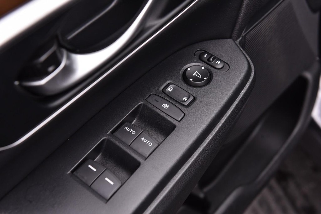 Honda CR-V Vehicle Image 08