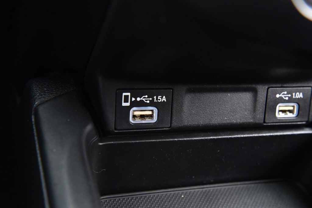 Honda CR-V Vehicle Image 18