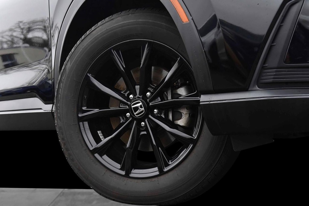 Honda CR-V Hybrid Vehicle Image 03