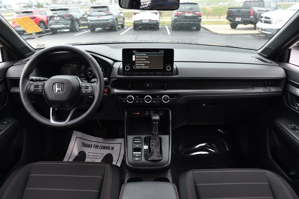 Honda CR-V Hybrid Vehicle Image 07