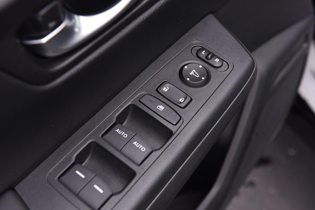 Honda CR-V Hybrid Vehicle Image 08