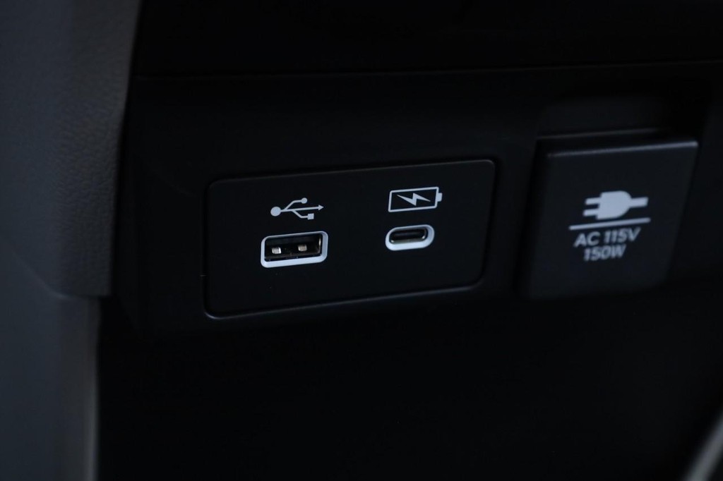 Honda Odyssey Vehicle Full-screen Gallery Image 19