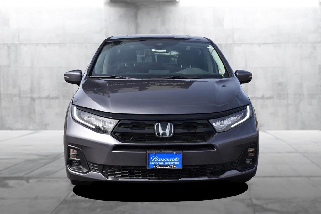 Honda Odyssey Vehicle Full-screen Gallery Image 4