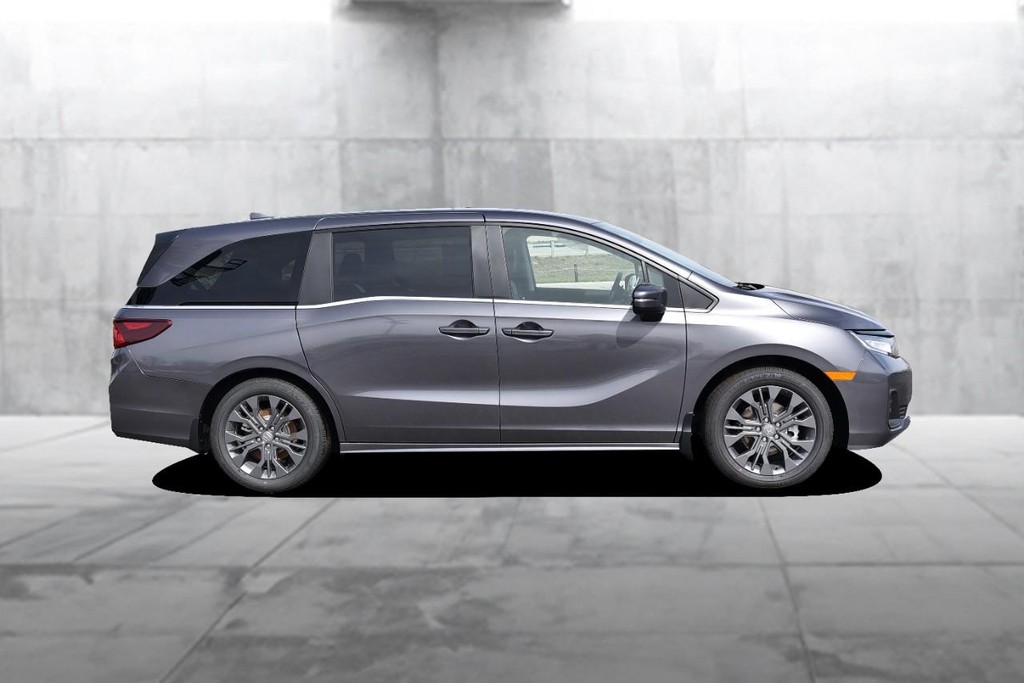 Honda Odyssey Vehicle Full-screen Gallery Image 5