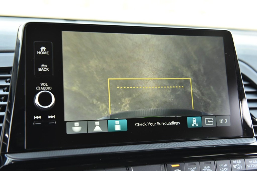 Honda Odyssey Vehicle Full-screen Gallery Image 14