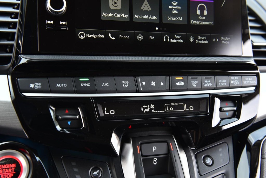 Honda Odyssey Vehicle Full-screen Gallery Image 16