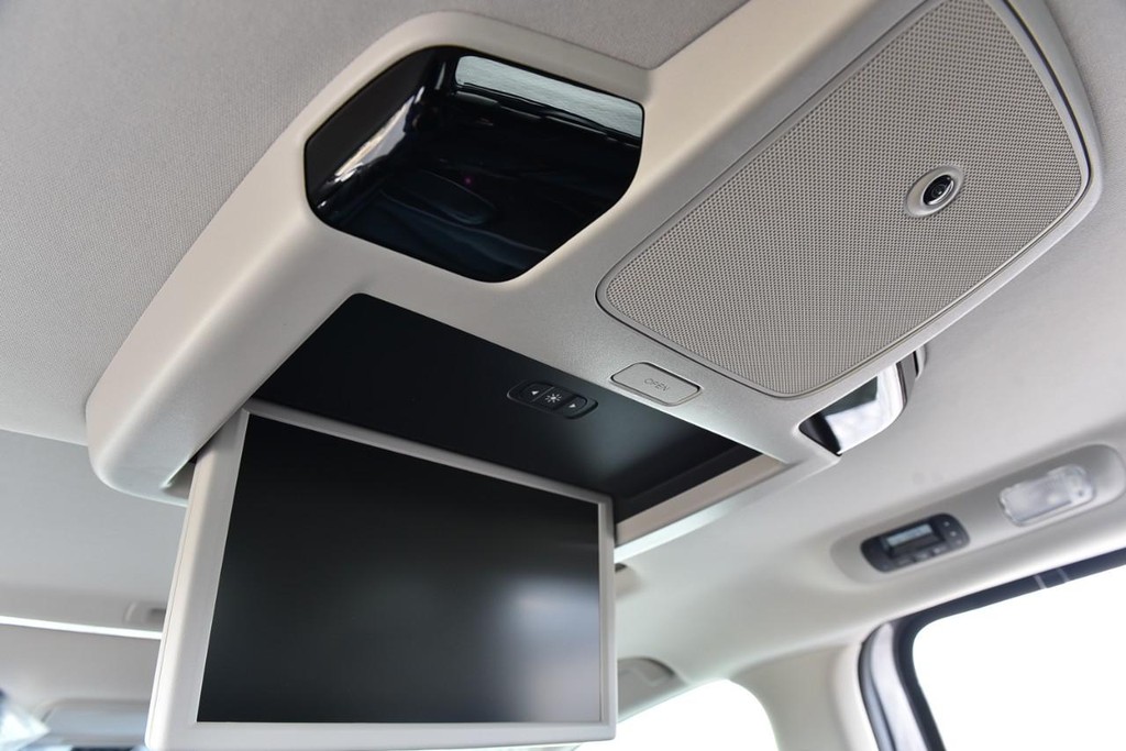 Honda Odyssey Vehicle Full-screen Gallery Image 26