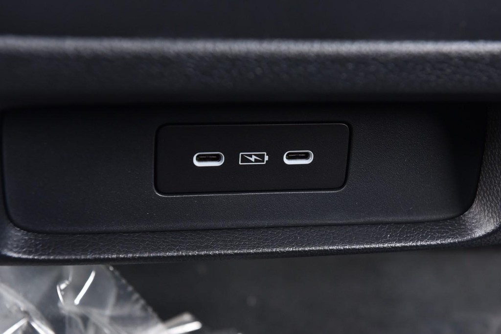 Honda Odyssey Vehicle Full-screen Gallery Image 27