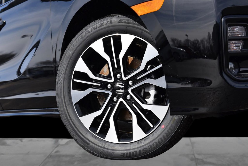 Honda Odyssey Vehicle Image 03