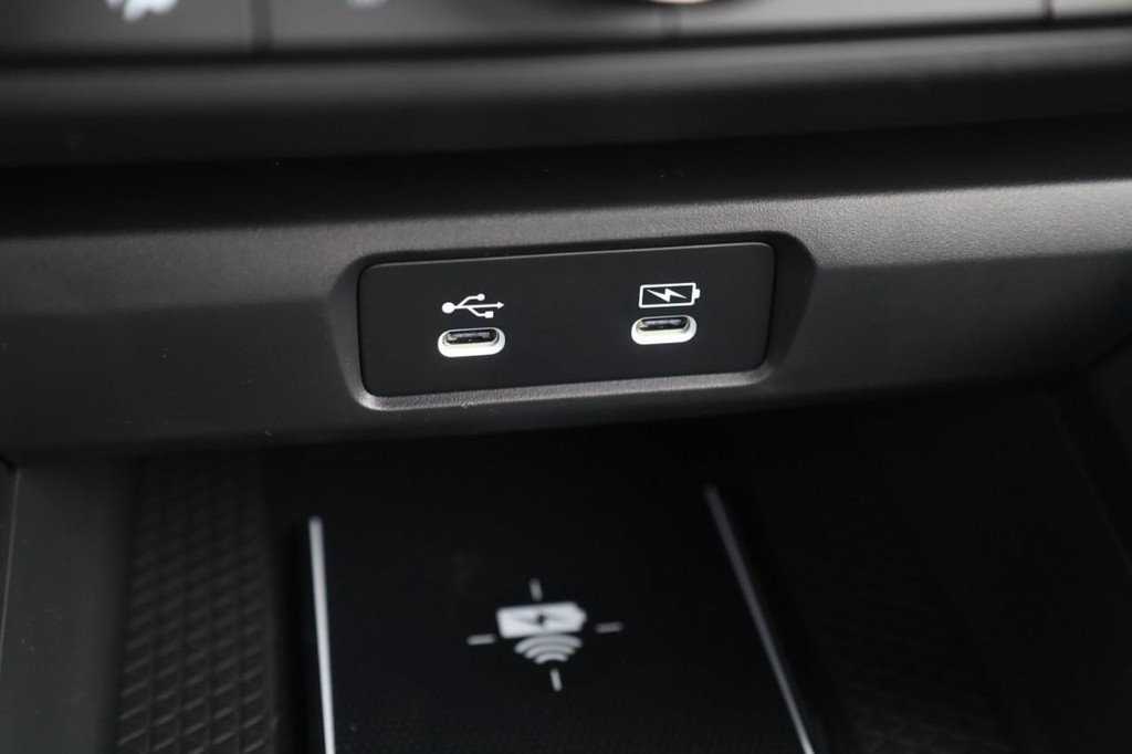 Honda Accord Sedan Vehicle Image 17