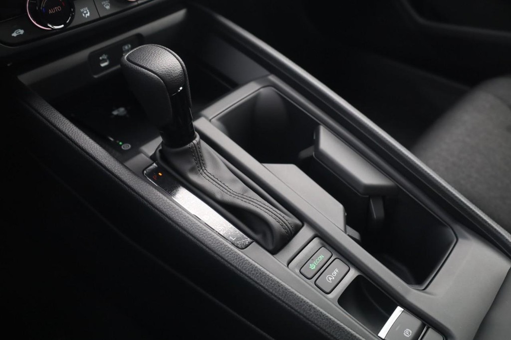 Honda Accord Sedan Vehicle Image 18