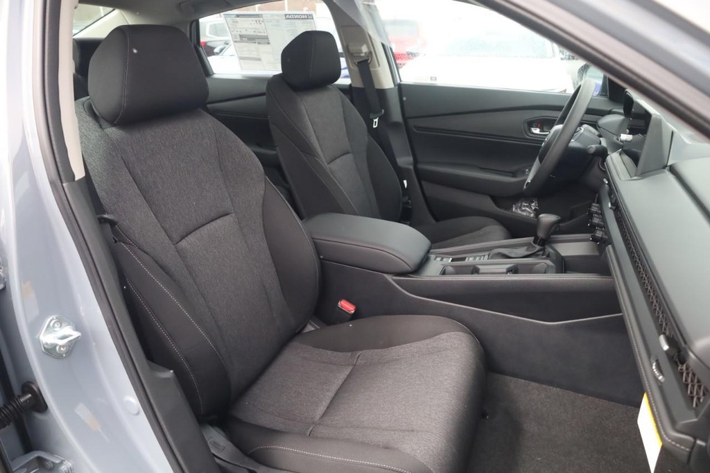 Honda Accord Sedan Vehicle Image 20