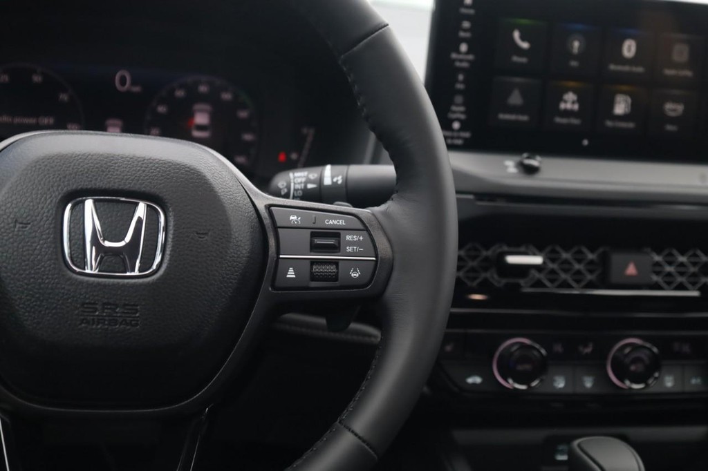 Honda Accord Hybrid Vehicle Image 09