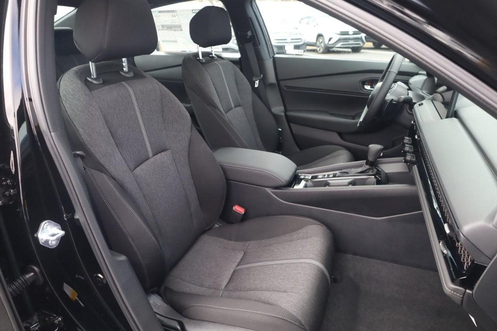 Honda Accord Hybrid Vehicle Image 19