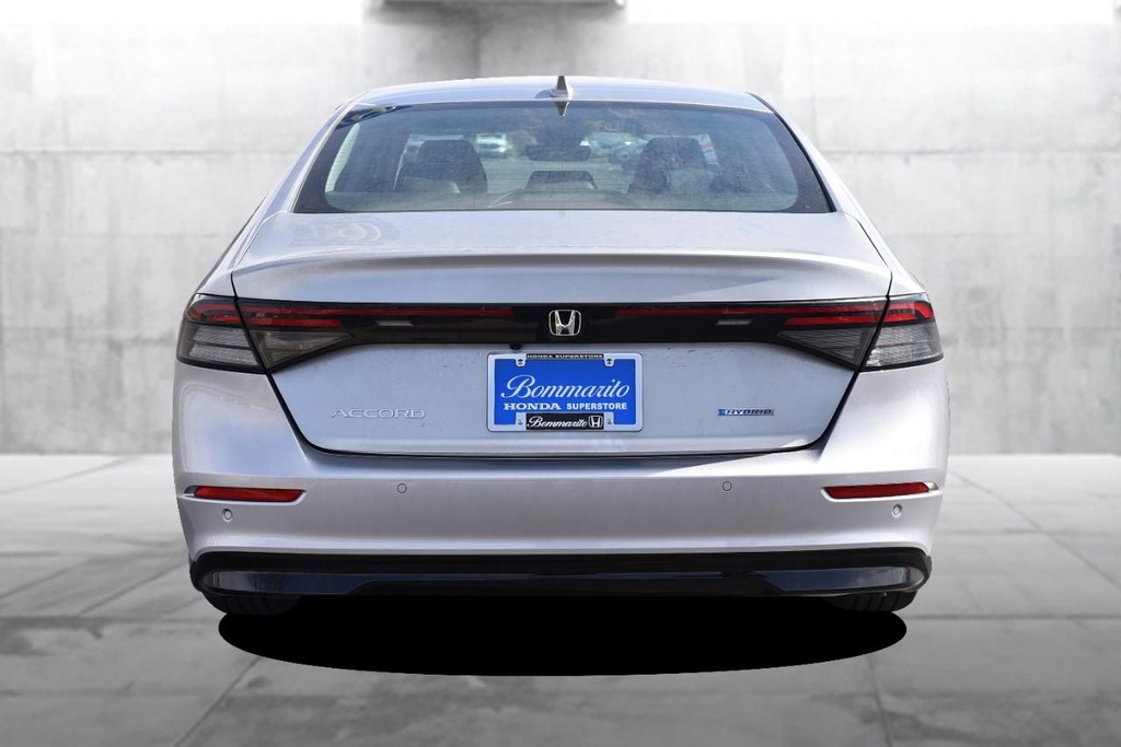 Honda Accord Hybrid Vehicle Image 06