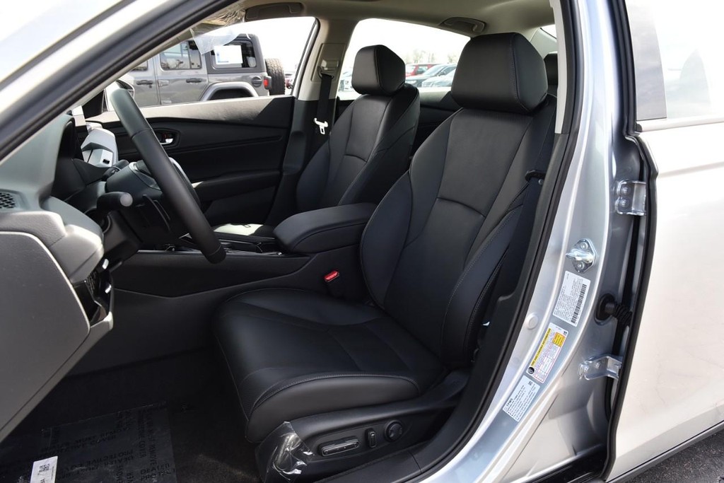 Honda Accord Hybrid Vehicle Image 21