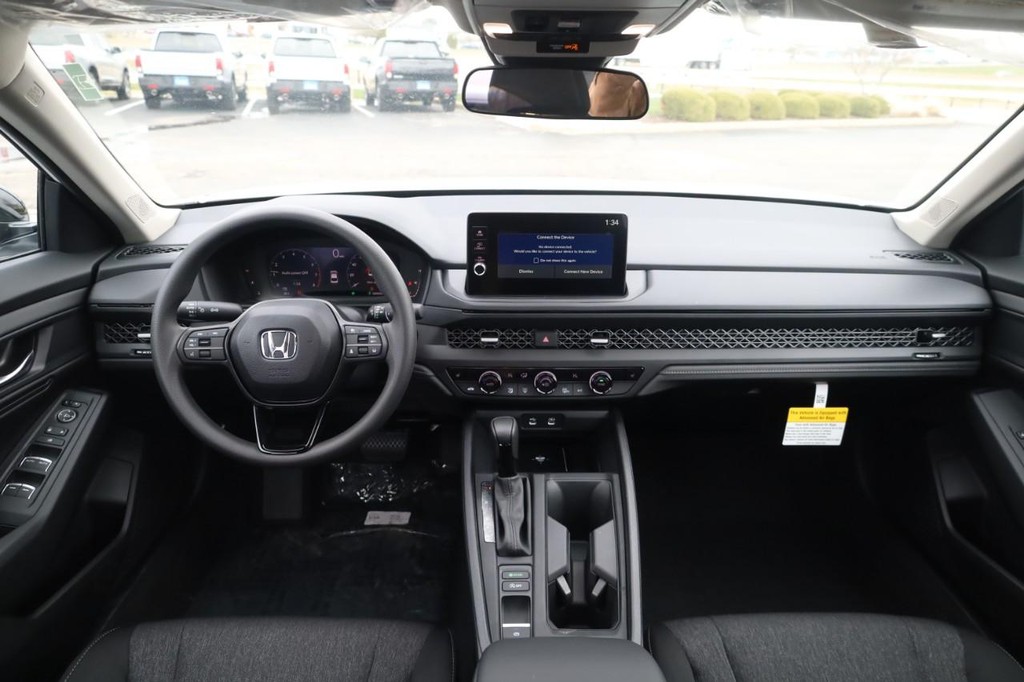 Honda Accord Sedan Vehicle Image 07