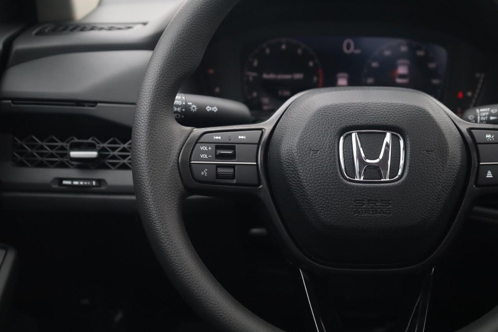 Honda Accord Sedan Vehicle Image 10