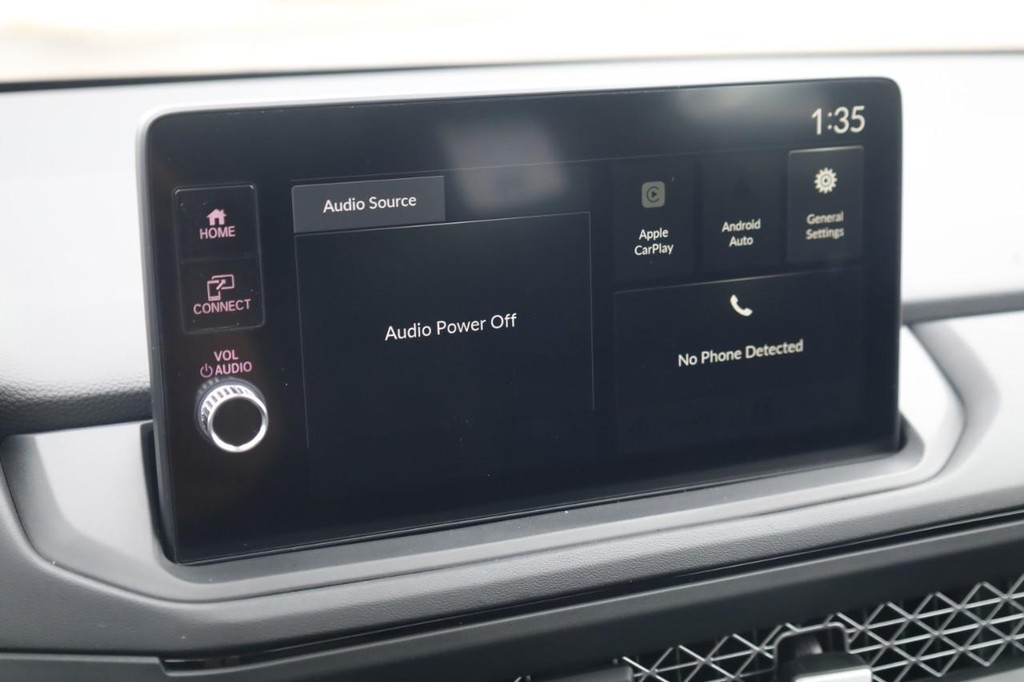 Honda Accord Sedan Vehicle Image 13