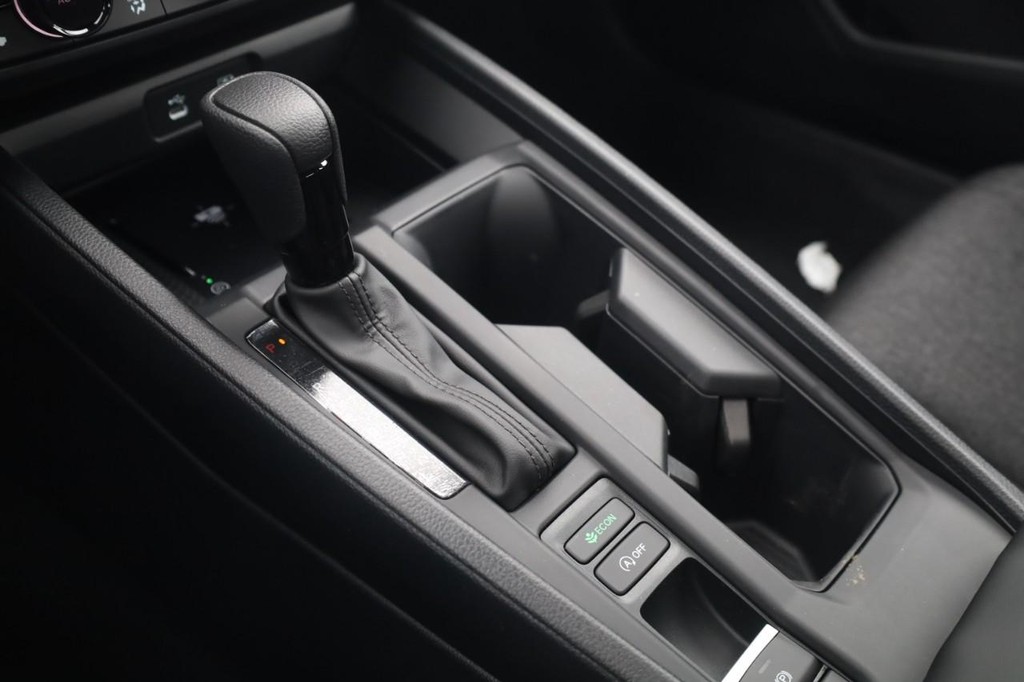 Honda Accord Sedan Vehicle Image 17