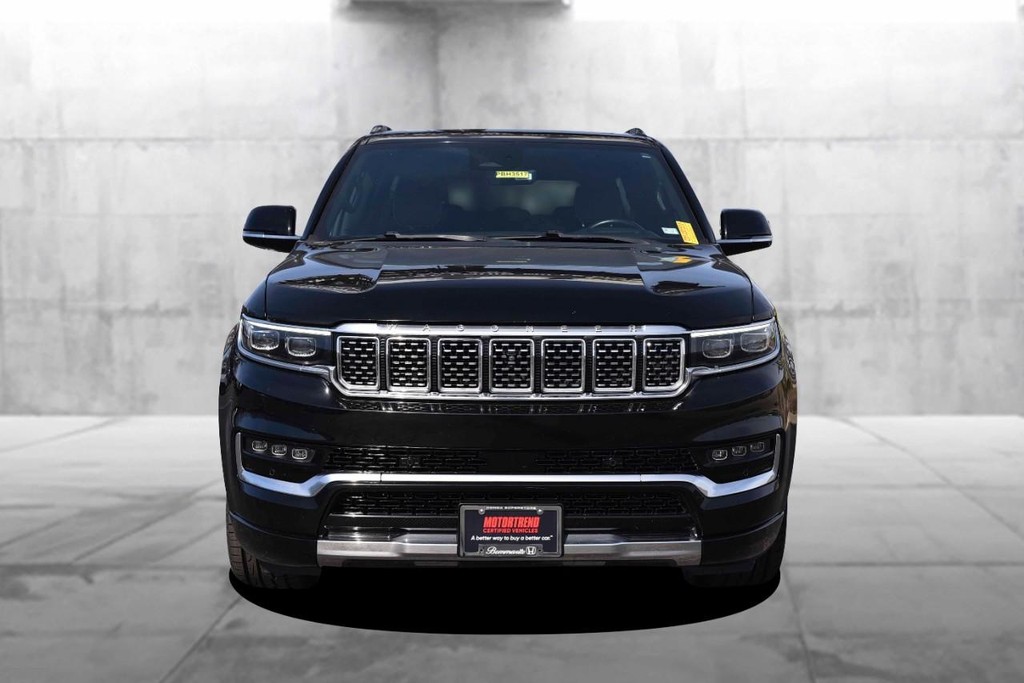 Jeep Grand Wagoneer Vehicle Image 04