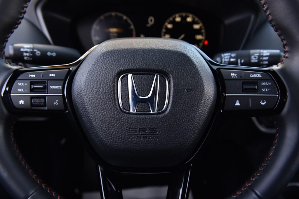 Honda HR-V Vehicle Full-screen Gallery Image 19