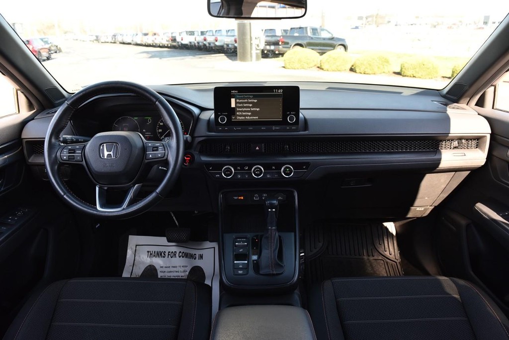 Honda CR-V Hybrid Vehicle Image 07