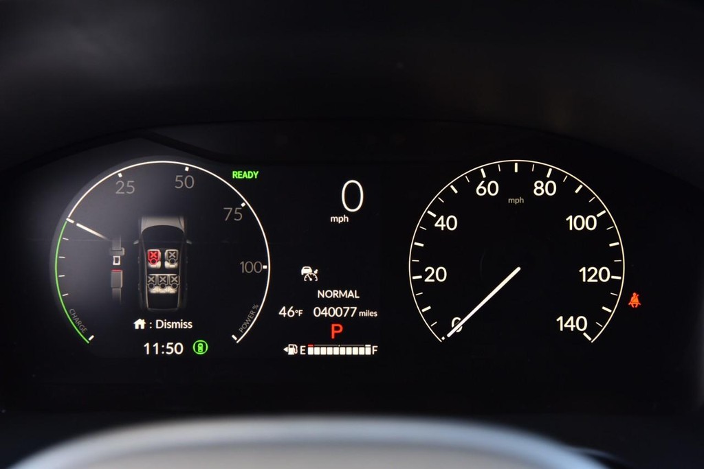 Honda CR-V Hybrid Vehicle Image 11