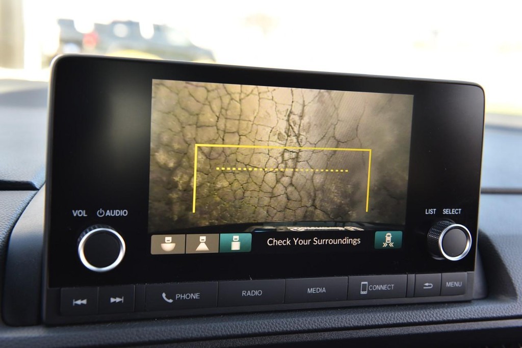 Honda CR-V Hybrid Vehicle Image 13