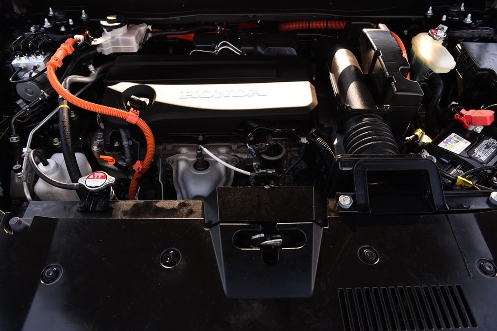 Honda CR-V Hybrid Vehicle Image 27