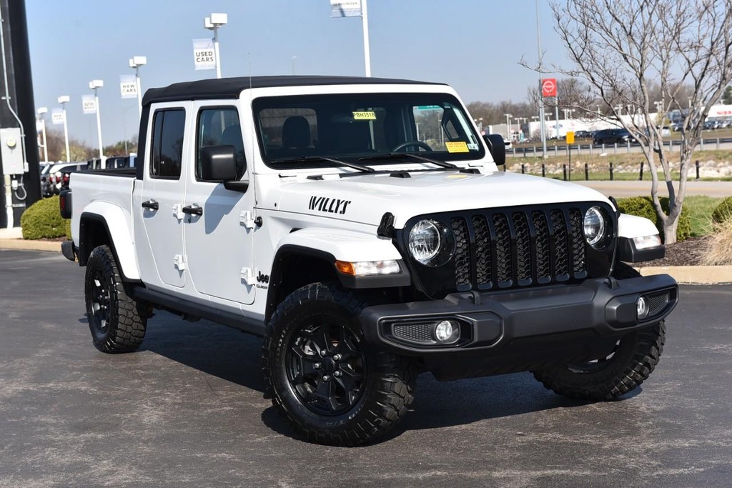 Jeep Gladiator Vehicle Image 02