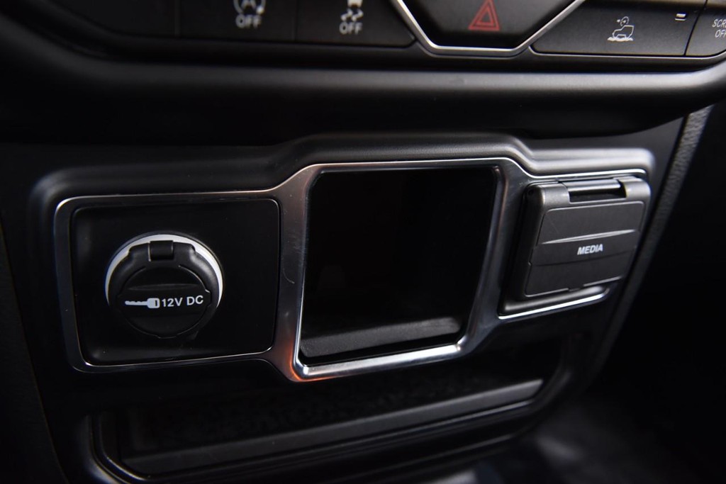 Jeep Gladiator Vehicle Image 14