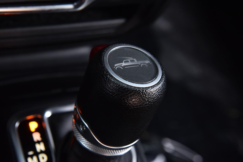 Jeep Gladiator Vehicle Image 15