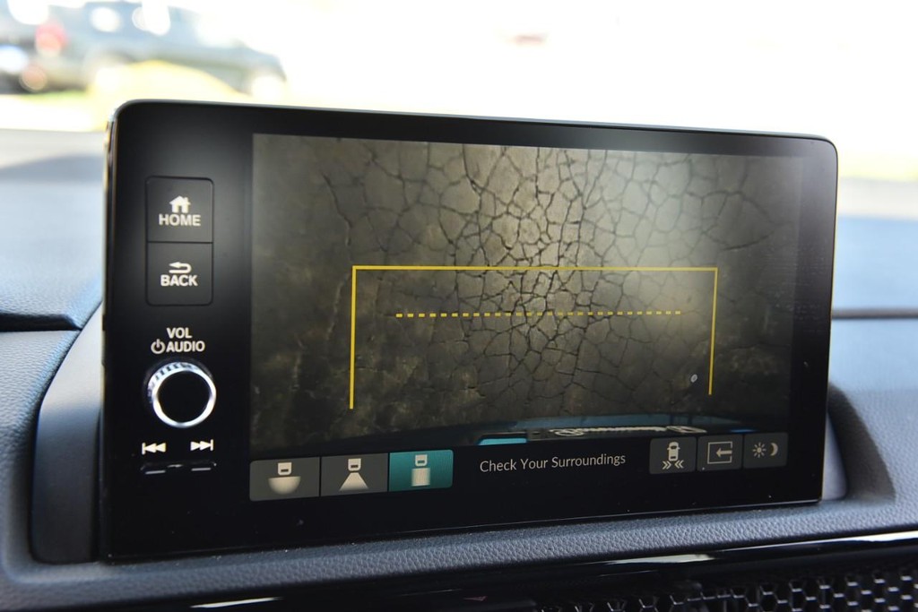 Honda CR-V Vehicle Full-screen Gallery Image 14