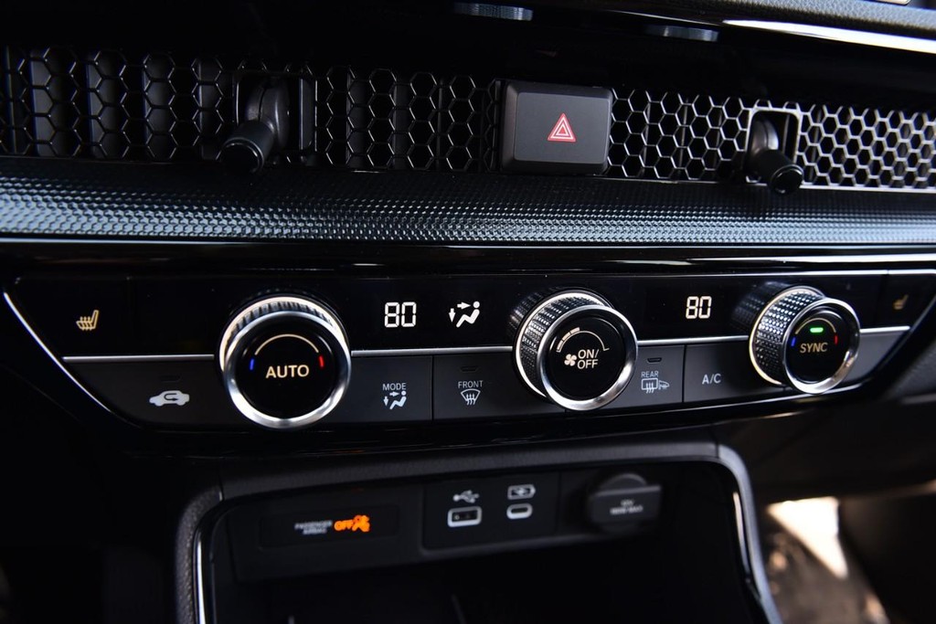 Honda CR-V Vehicle Full-screen Gallery Image 16