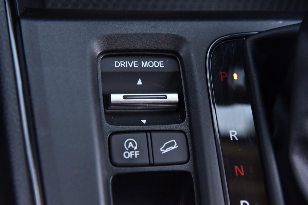 Honda CR-V Vehicle Full-screen Gallery Image 19