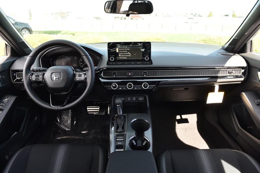 Honda Civic Sedan Vehicle Full-screen Gallery Image 7