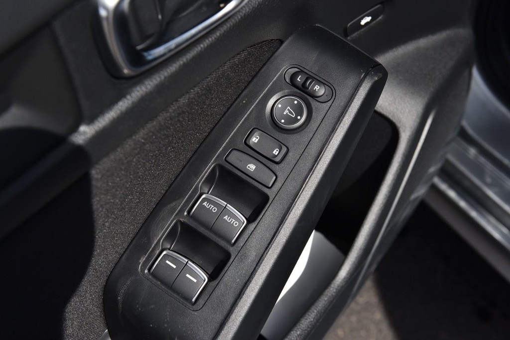 Honda Civic Sedan Vehicle Full-screen Gallery Image 8