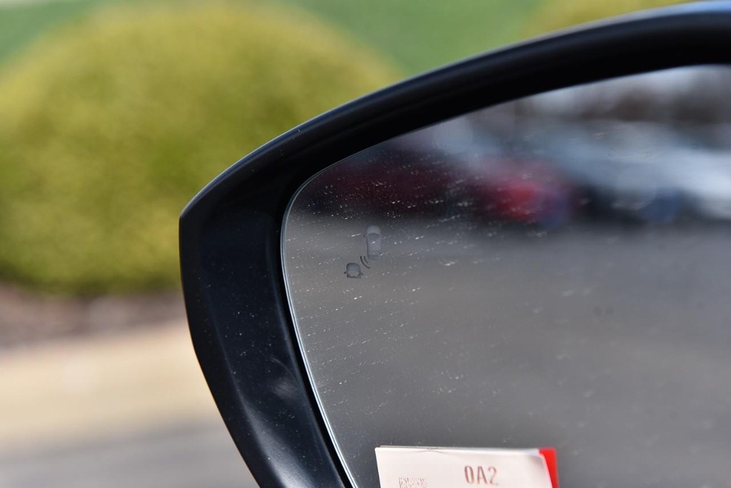 Honda Civic Sedan Vehicle Full-screen Gallery Image 10